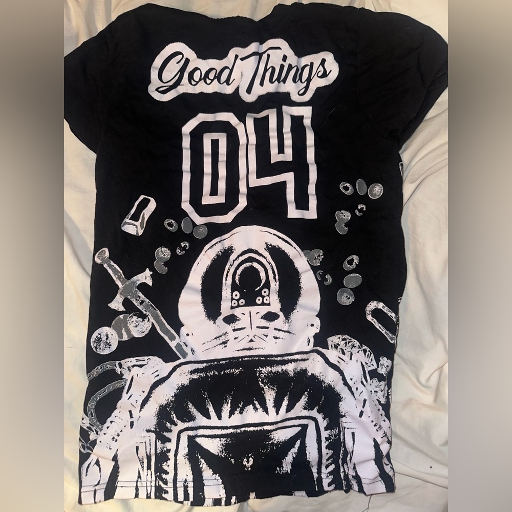 Black and White Short Sleeve Tee with Bold Graphic Design